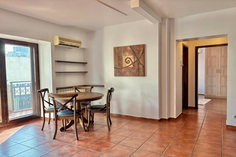 Unirii - Institutul Bancar, apartament 2 camere, 70 mp.